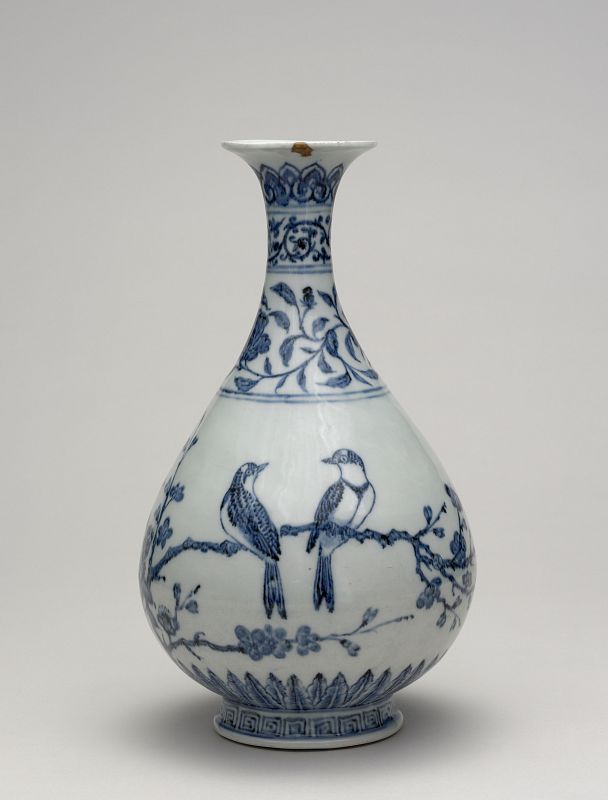 Botella de porcelana decorada con azul cobalto cristalizado. Época Yongle, 1403-24, Jiangxi