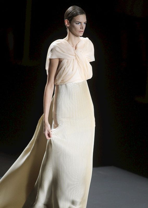 Desfile de Leyre Valiente