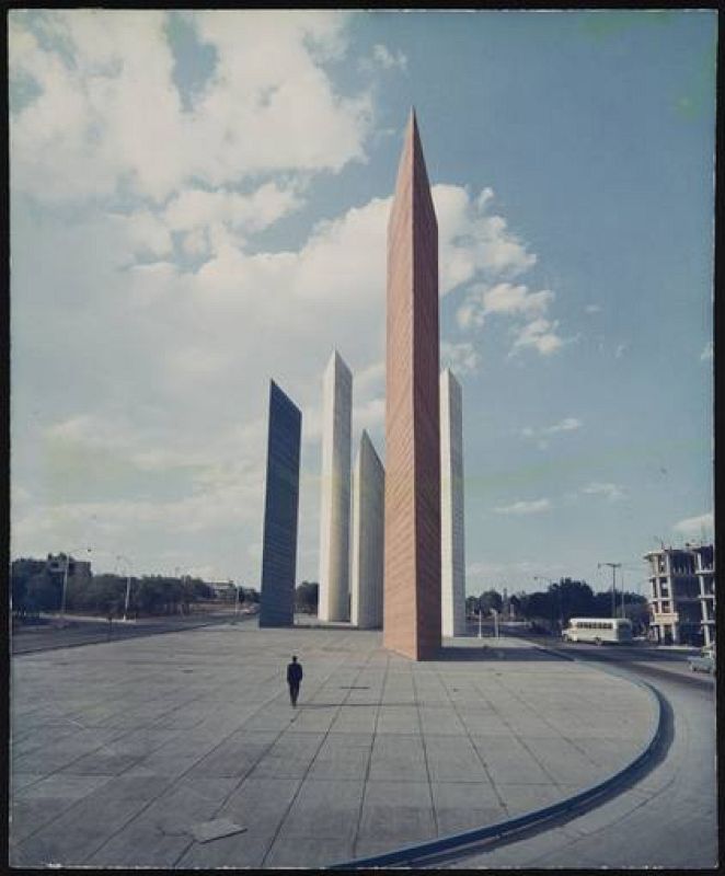 Hans Namuth, Torres de Ciudad Satélite (1957)