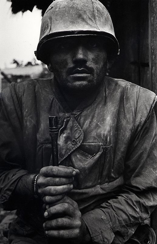 Don McCullin, Marine norteamericano en estado de shock, batalla de Hue (1968)
