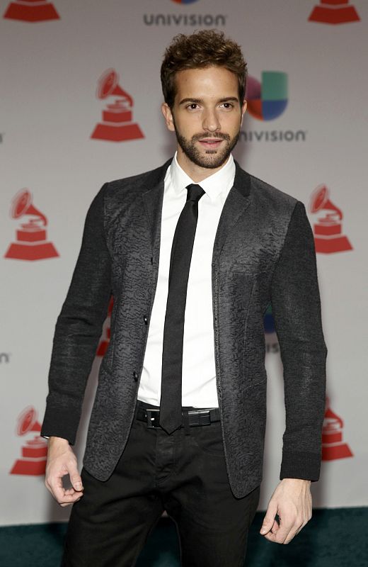 El cantante Pablo Alboran a su llegada a la ceremonia de los XV Grammy Latino.