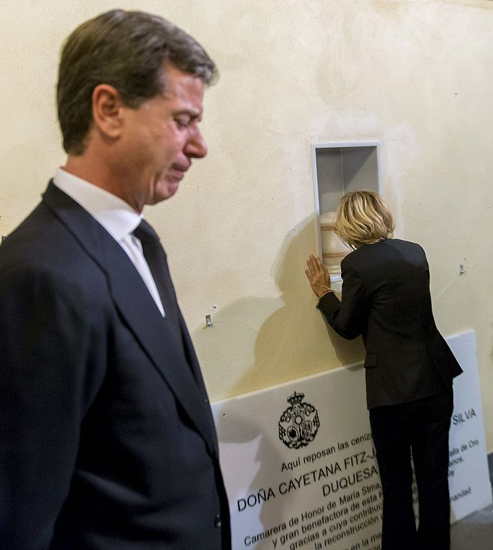 LAS CENIZAS DE LA DUQUESA DE ALBA REPOSAN EN LA CAPILLA DE LOS GITANOS