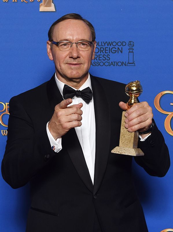 Kevin Spacey, galardonado como mejor actor dramático de televisión por  'House of Cards' .