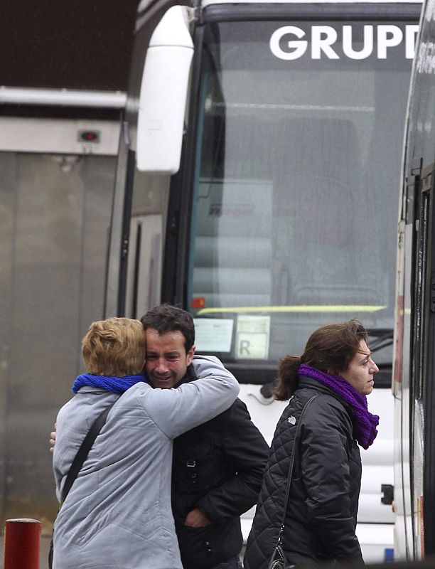 CUARENTA Y CINCO ESPAÑOLES EN EL AVIÓN SINIESTRADO EN LOS ALPES