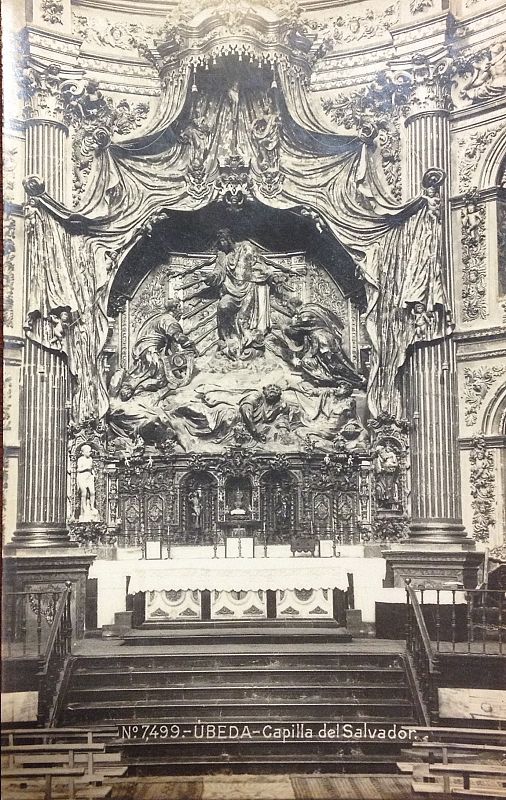 La escultura en el altar mayor, antes de la guerra civil