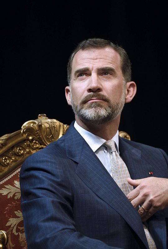 El rey Felipe VI en el Ayuntamiento de París, durante la visita oficial a Francia.