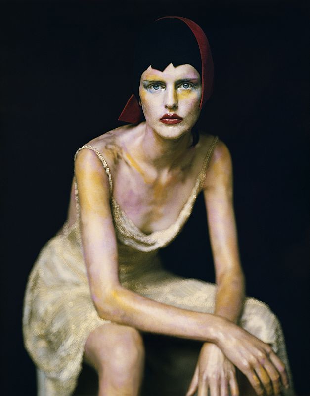 La belleza aristocrática de Stella Tennat captada por Paolo Roversi.