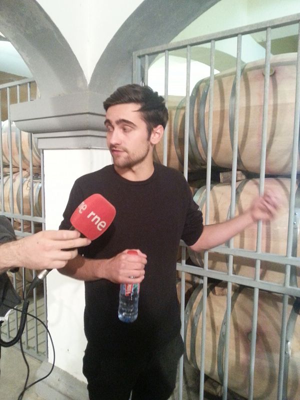 El enólogo Sebastian Coxworth nos acompaña por las bodegas de Gérard Bertrand.