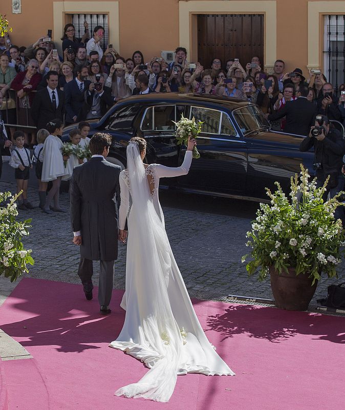 Eva González y Cayetano Rivera se casan en Mairena del Alcor, Sevilla