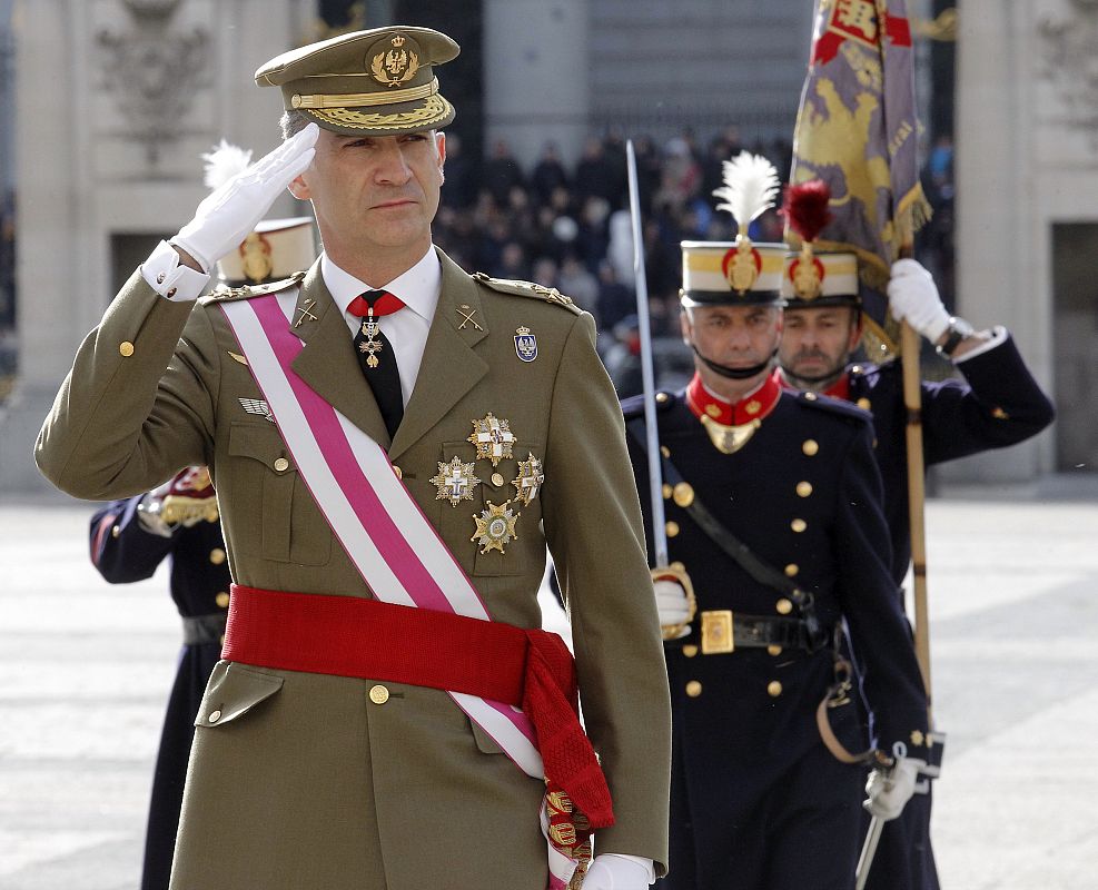 EL REY PRESIDE LA PASCUA MILITAR EN EL PALACIO DE ORIENTE