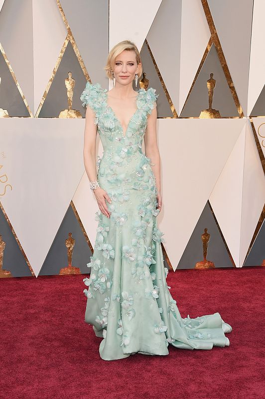 La elegancia de Cate Blanchett sobre la alfombra roja. La actriz está maravillosa en 'Carol'.