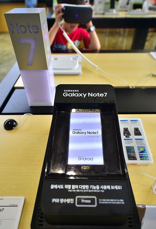 Más aerolíneas vetan el Samsung Galaxy Note 7 en sus vuelos