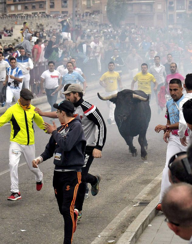 Por primer año, no ha habido lanzas en la fiesta y se ha corrido un encierro tradicional. 