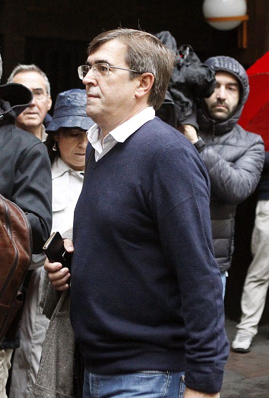 El dirigente socialista balear Francesc Antich, a su llegada a Ferraz