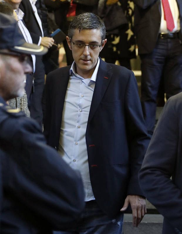 El diputado socialista Eduardo Madina llega al Congreso.