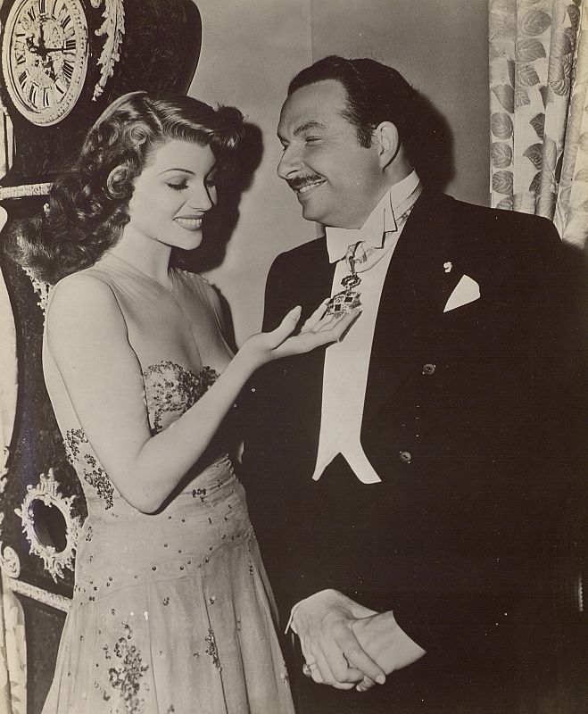 Rita Hayworth fue uno de las actrices descubiertas por Xavier Cugat
