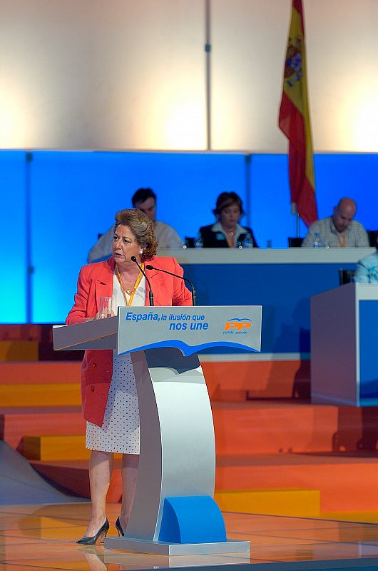 Rita Barberá en el XV Congreso del PP en el año 2004