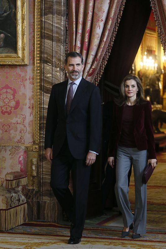 Los reyes asisten a la reunión del patronato de la Fundación Princesa de Girona