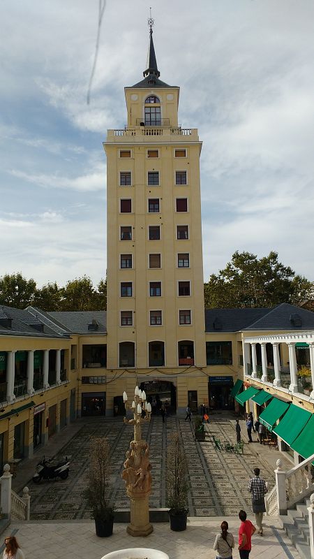 La torre de Galerías Piquer