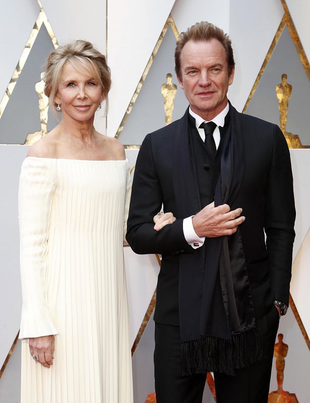 Oscar 2017: Sting y Trudie Styler en la alfombra roja de los Oscar