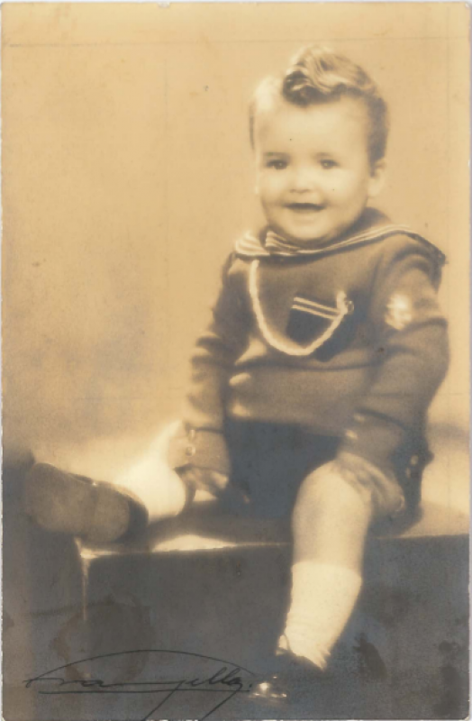 También Chicho Ibañez Serrador fue niño, como en esta imagen de 1936