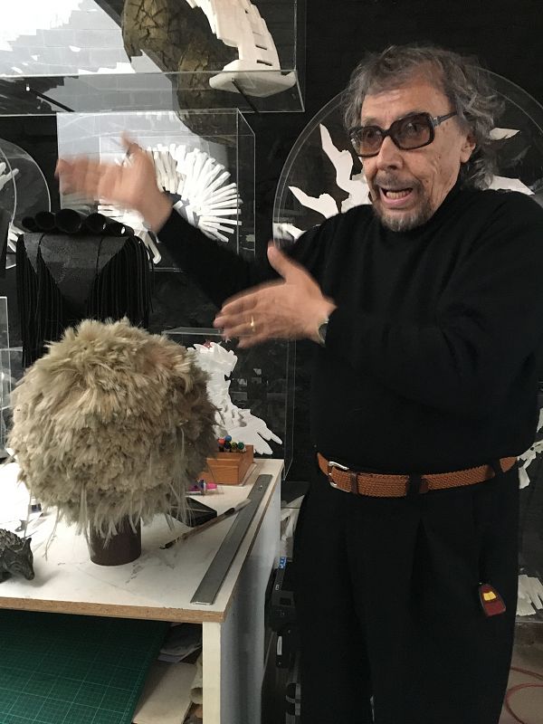 Lluís Llongueras nos desvela qué relación hay entre los erizos, el pelo humano  y el bigote de Salvador Dalí