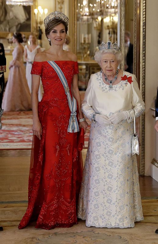 La reina Letizia y la reina Isabel II