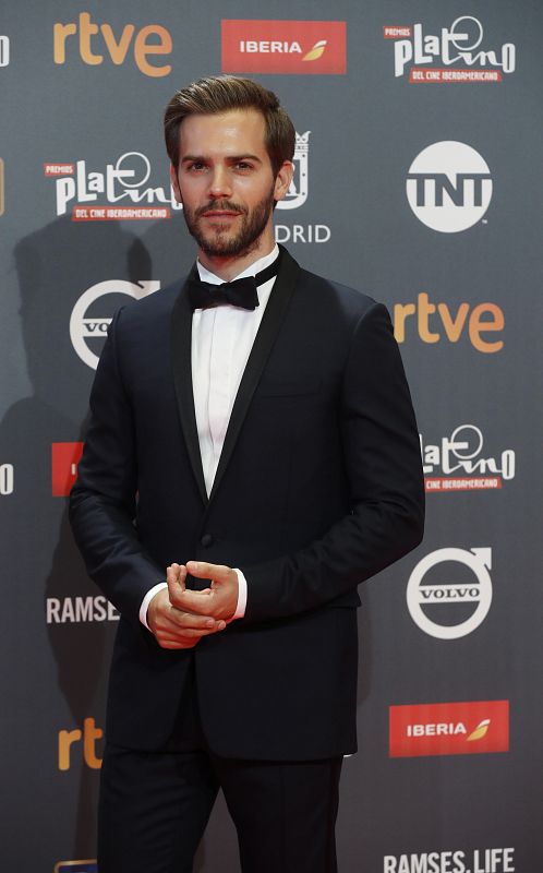 El actor español Marc Clotet, a su llegada a la ceremonia de entrega de los IV Premios Platino del cine iberoamericano.