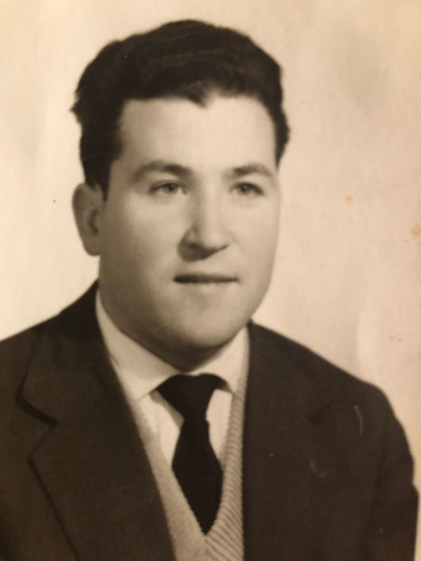 Antonio, padre de Fernando, con 28 años