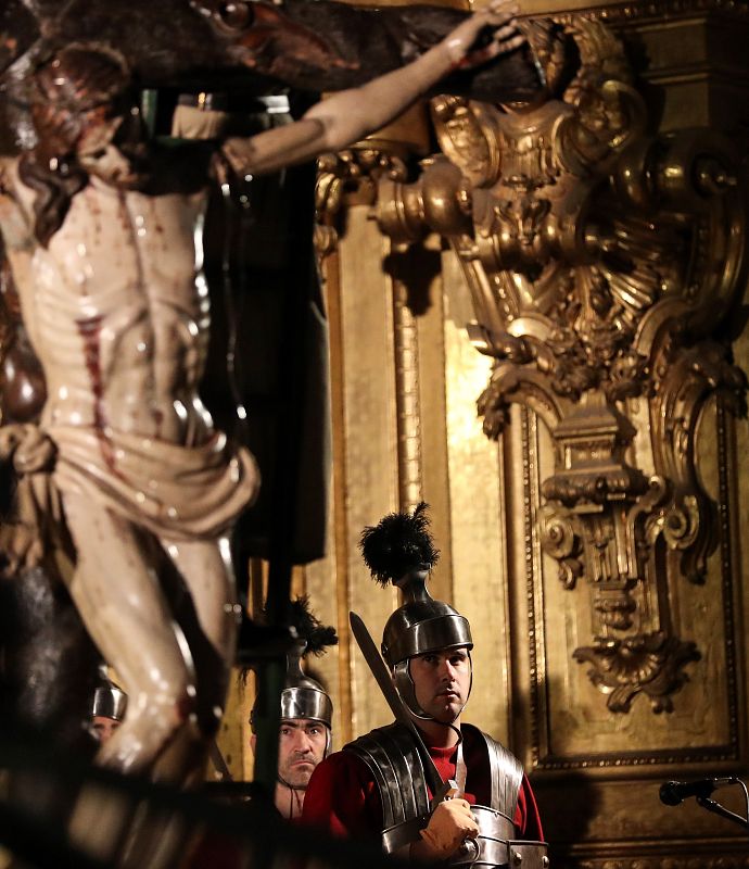 Unos 305 vecinos (un cuarto de la población) de Segura participan en la procesión de Viernes Santo