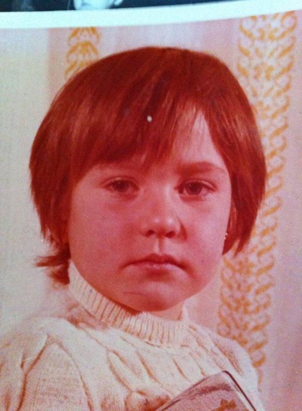  Inés en su infancia