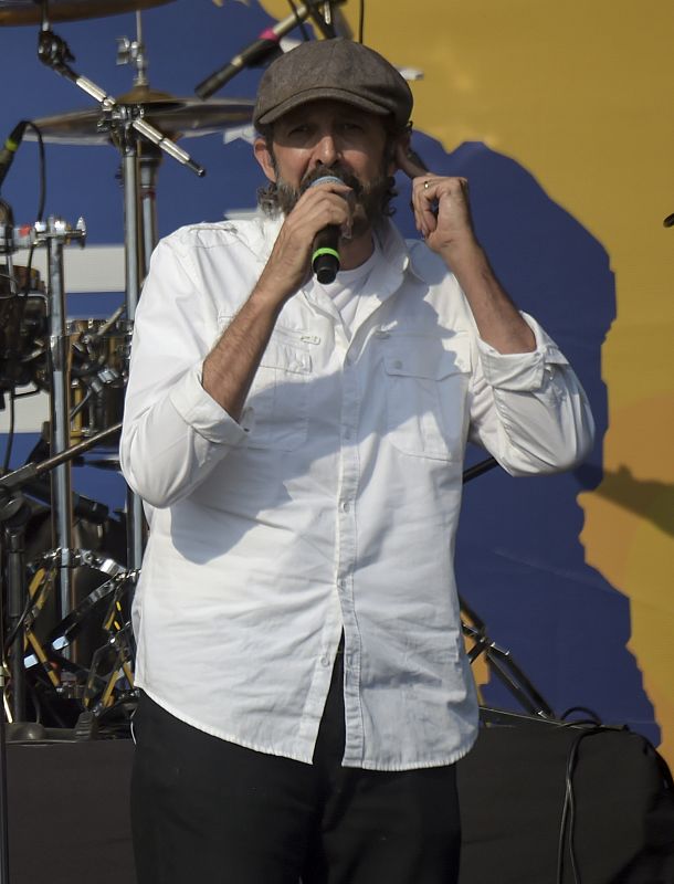 El cantante dominicano Juan Luis Guerra en el concierto 'Venezuela Aid Live'