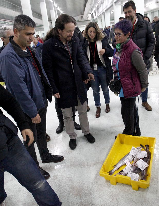 Iglesias visita una lonja en A Coruña