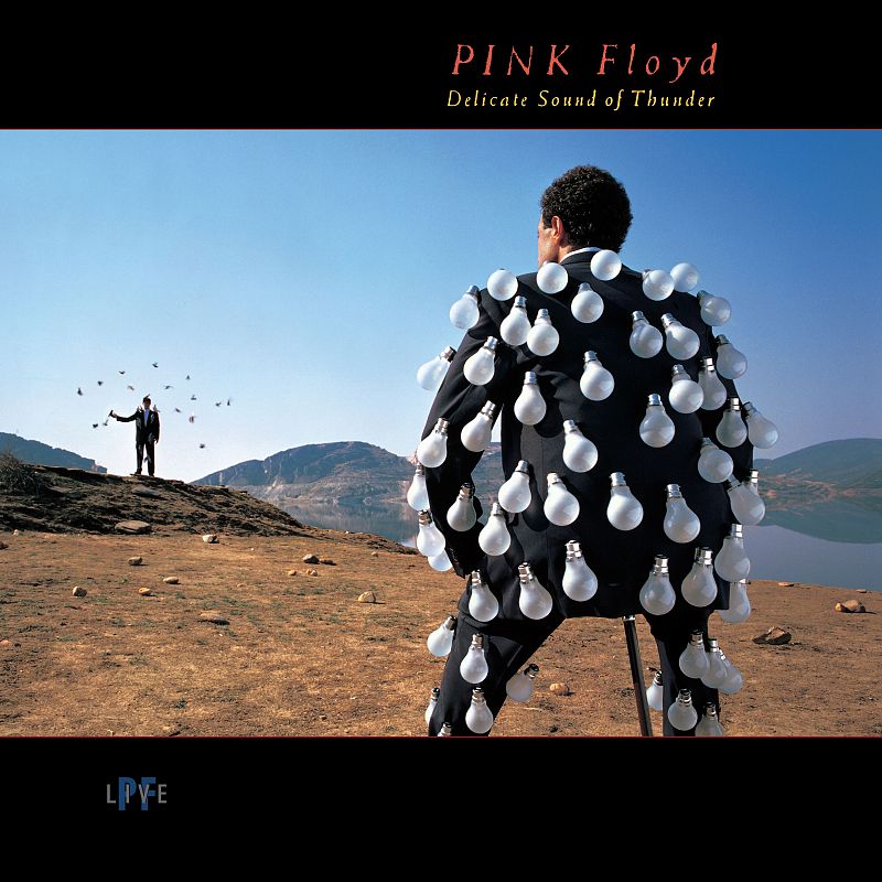 Fotografía de portada del disco en directo 'Delicate sound of thunder' (1988) de Pink Floyd, que fue tomada en los alrededores de Madrid.