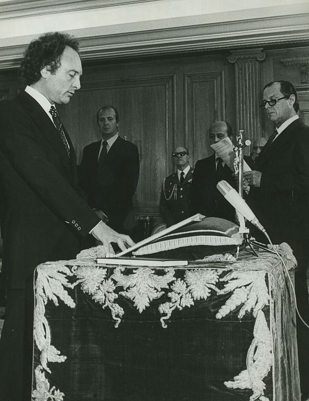 Punset jura el cargo como ministro de Relaciones con la CEE