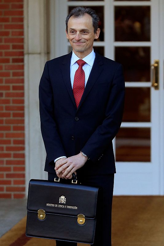 El ministro de Ciencia e Innovación, Pedro Duque, asiste a la primera reunión del nuevo Gobierno de Pedro Sánchez.