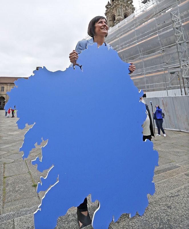 Elecciones gallegas 2020: Ana Pontón, en la plaza de A Quintana, comienza el cierre de la campaña