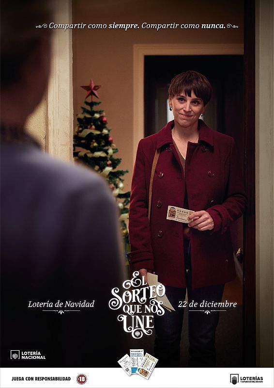 Dos vecinas de planta deciden compartir un décimo de Lotería de Navidad después del confinamiento. 