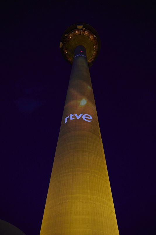 Histórica iluminación del Pirulí