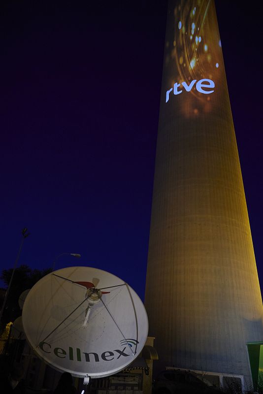 Histórica iluminación del Pirulí