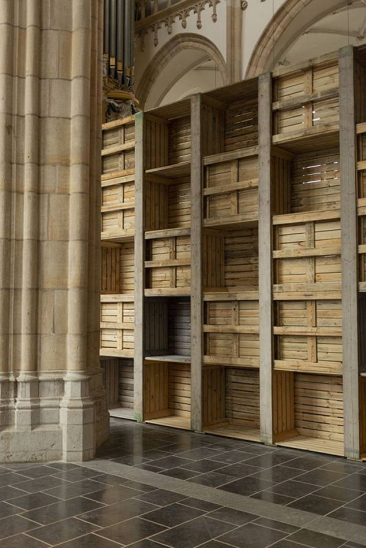  Parliament of Ghosts (Ibrahim Mahama, 2019)