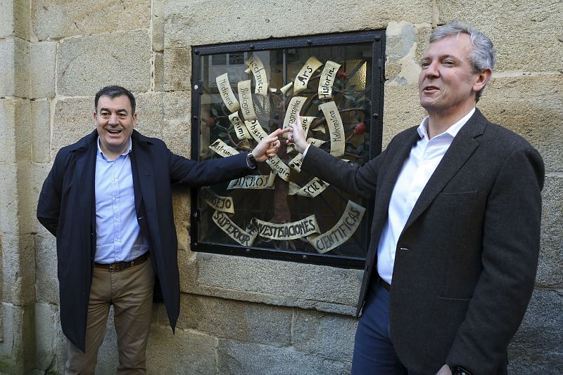 Alfonso Rueda inicia la campaña en la Universidad de Santiago
