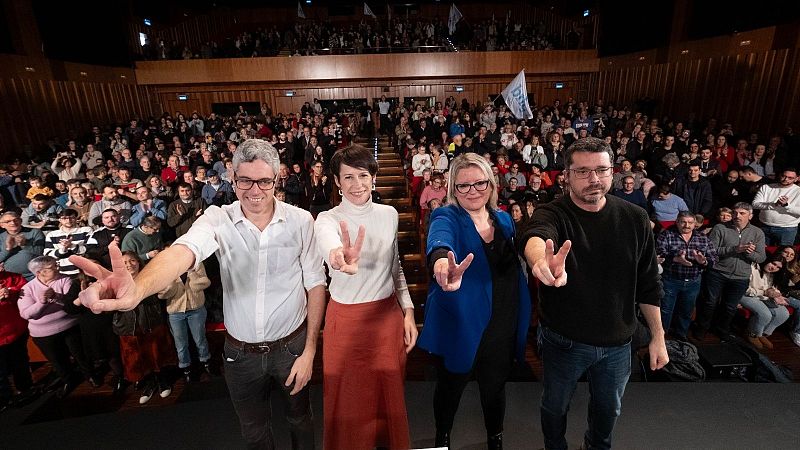 La candidata del BNG, Ana Pontón, en un mitin en Ferrol