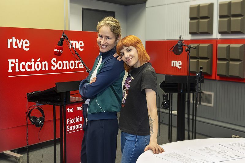 Angy Fernández y Marta Larralde durante el ensayo