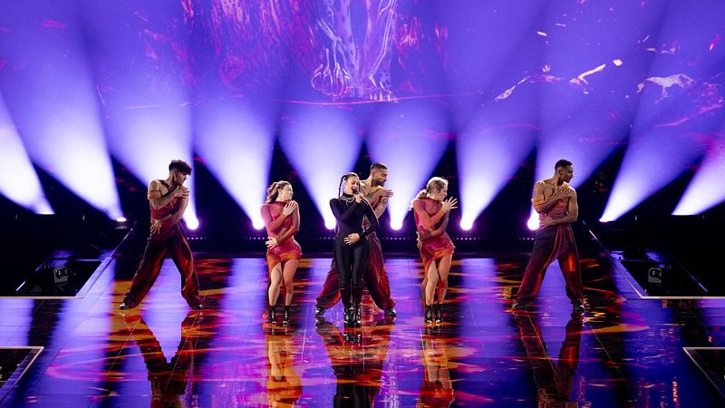 TALI representa a Luxemburgo en Eurovisión 2024 con la canción "Fighter"