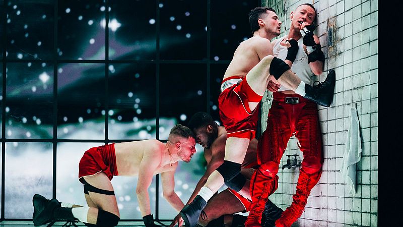 Olly Alexander representa a Reino Unido en Eurovisión 2024 con la canción "Dizzy"