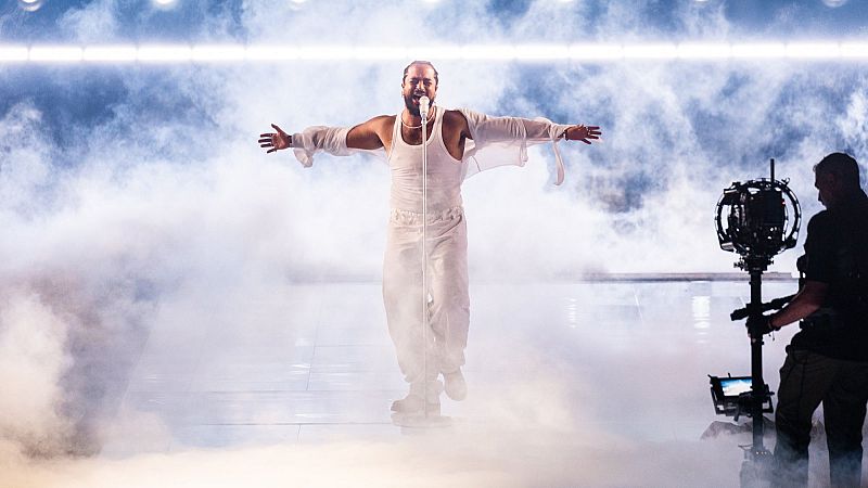 Slimane representa a Francia en Eurovisión 2024 con la canción "Mon Amour"