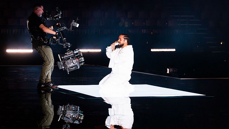 Slimane representa a Francia en Eurovisión 2024 con la canción "Mon Amour"