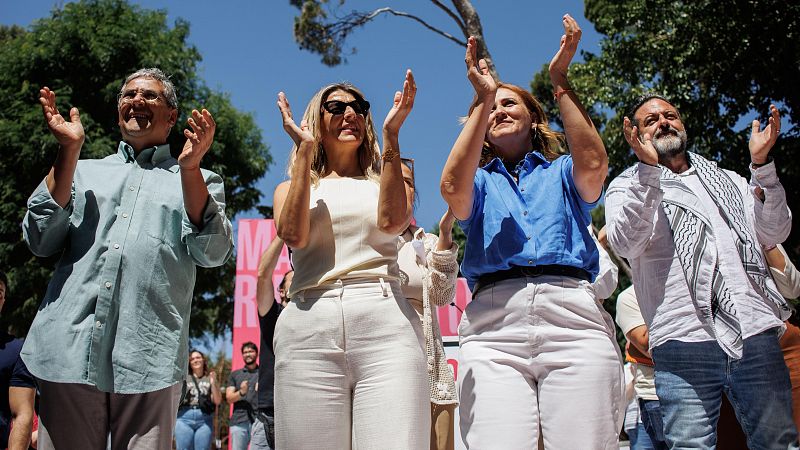 Yolanda Díaz y la cabeza de lista de Sumar, Estrella Galán, en un acto en Madrid