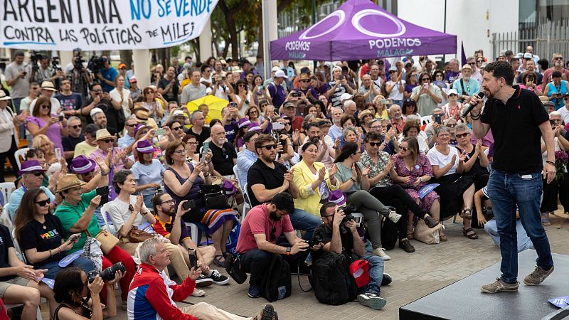 El ex líder de Podemos, Pablo Iglesias, interviene en un mitin